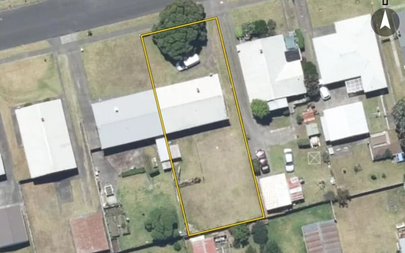 12 Gibbons Crescent