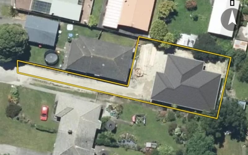 3A Hutchison Crescent