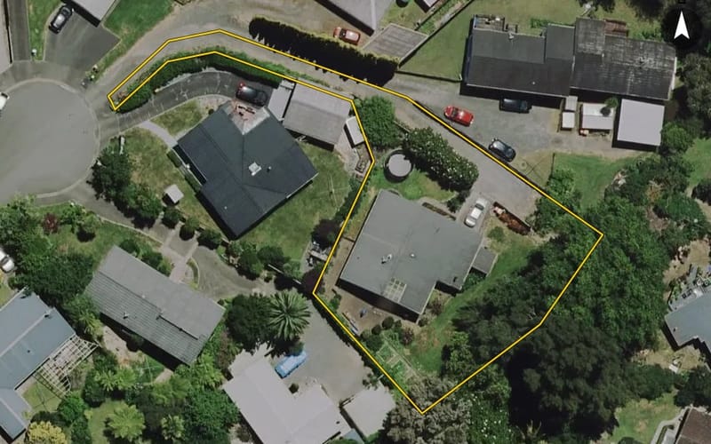 10 Lorraine Place