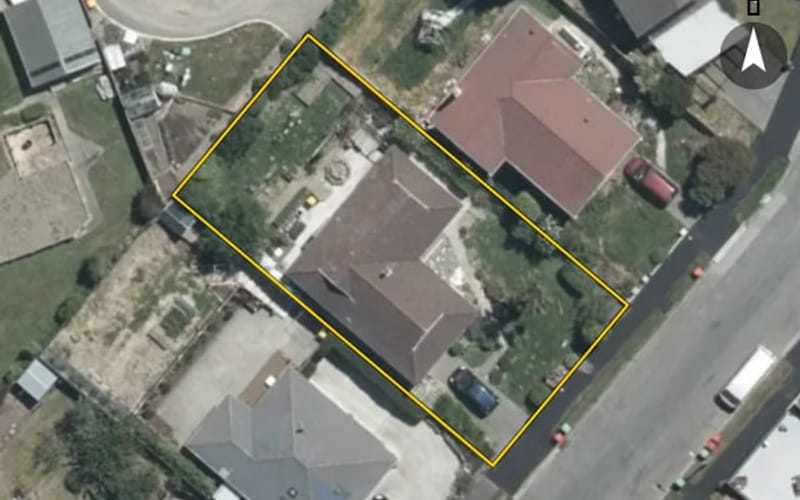 16 Clyde Carr Crescent