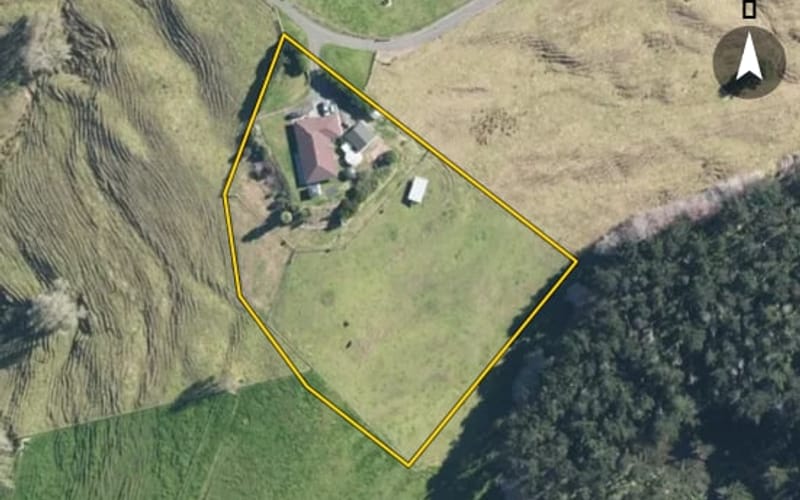 2092A Kaipara Coast Highway