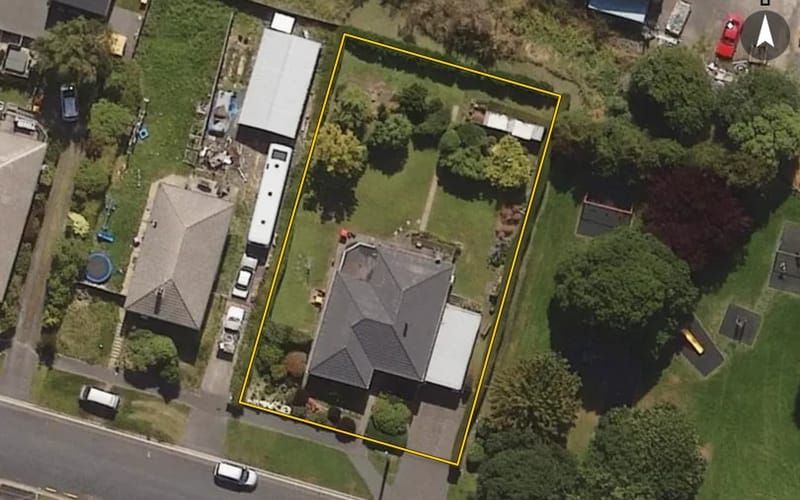 14 Glenelg Street