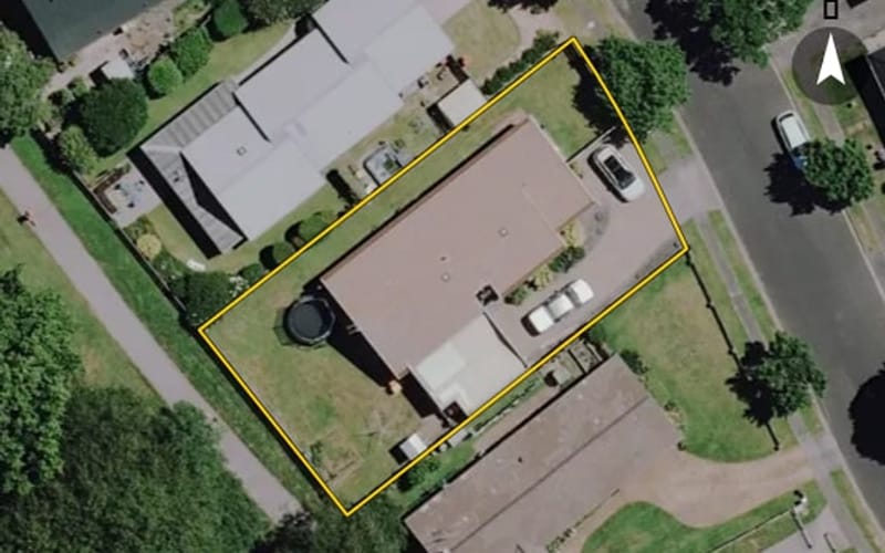 15 Azimuth Place