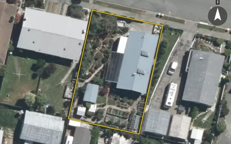 12 Burnett Street