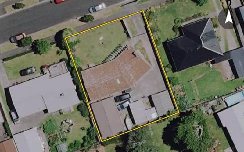 12 Springfield Crescent