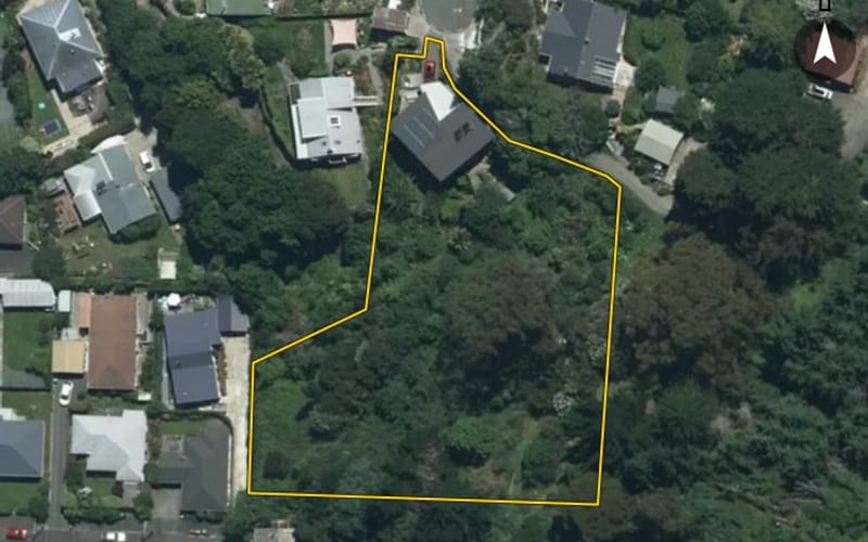 30 Iwa Road