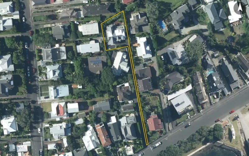 15C King Edward Parade