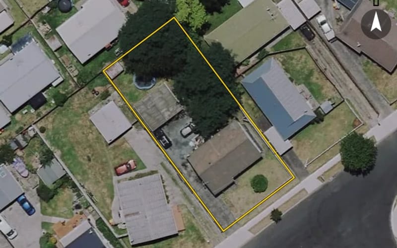 26 Lindsay Crescent