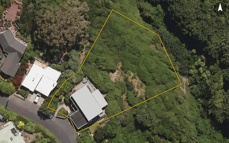 76 Braeview Crescent
