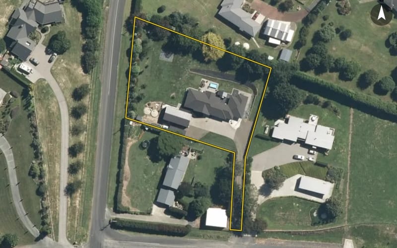 7 Belle Amie Drive