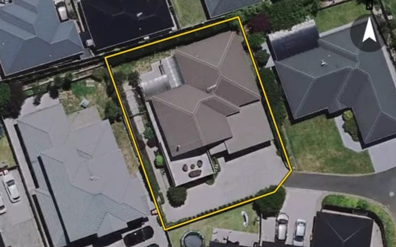 13 Iris Place