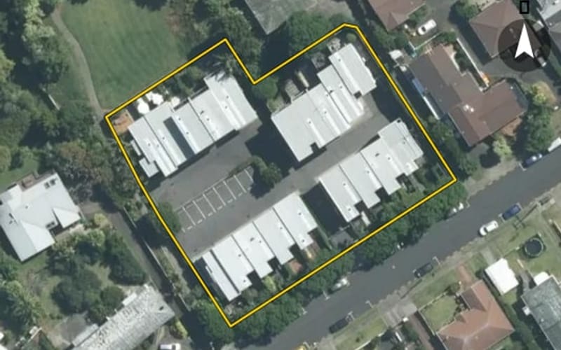 31 Byron Avenue