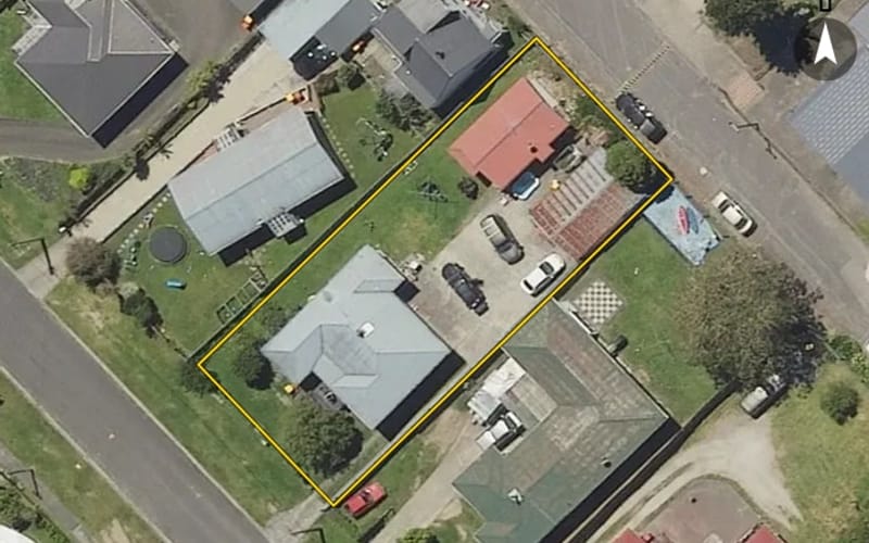 16 Scott Avenue