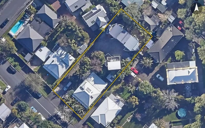 4/27 Warnock Street