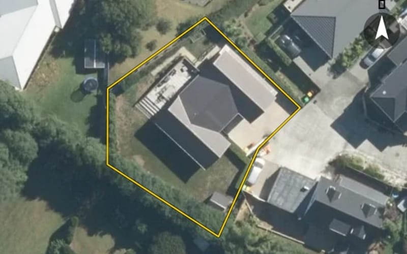 13 Weka Close
