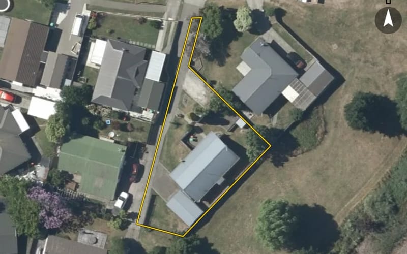 3 Perry Crescent
