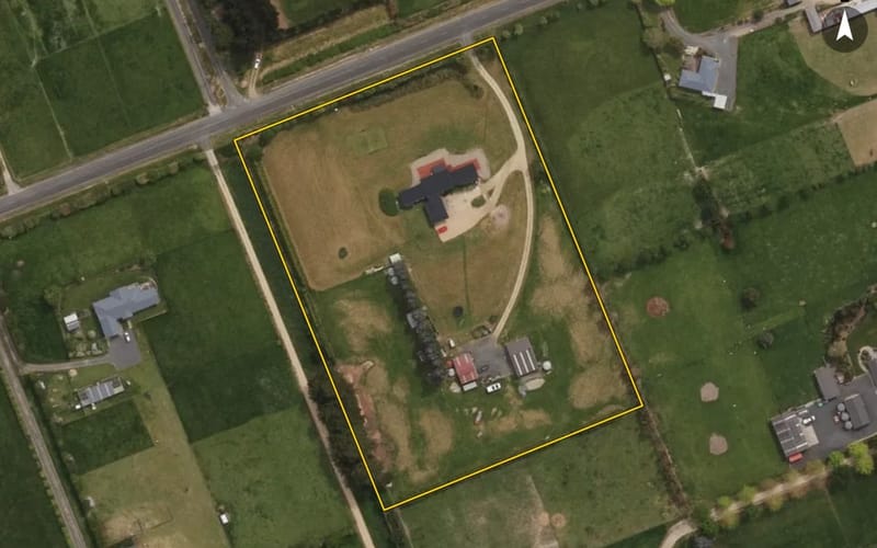 203 Tirohanga Road