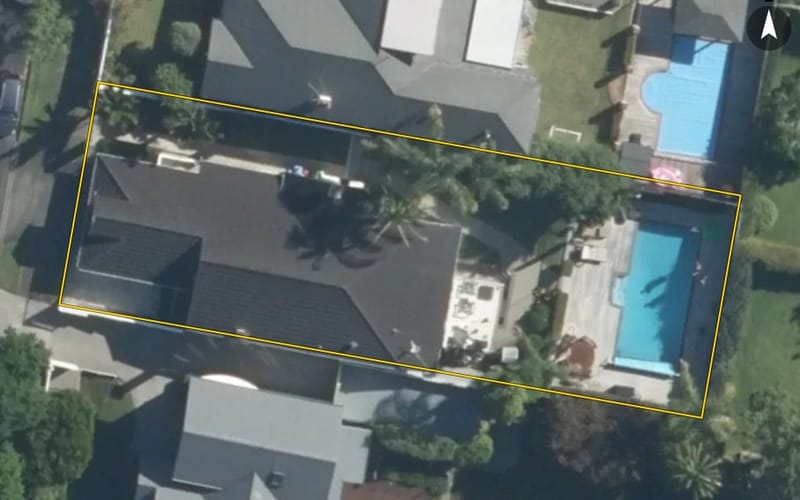 14 Lochiel Road