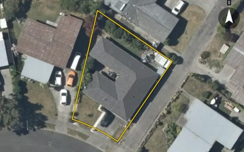 14 Roskilda Crescent
