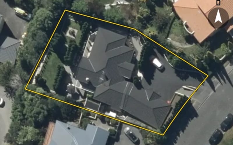 16 Highcrest Heights