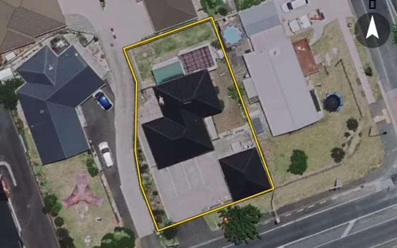 136 Ellicott Road