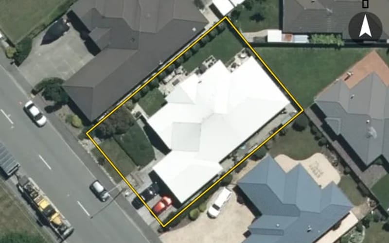 107 Saxton Road East