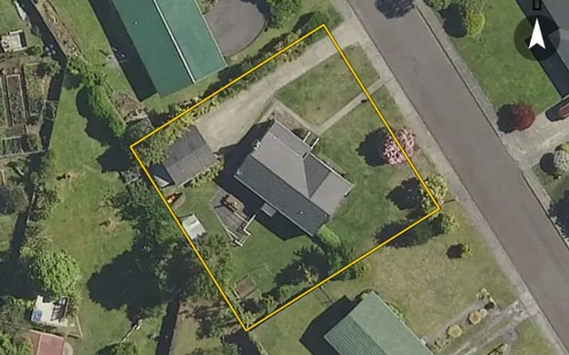 10 Campbell Place
