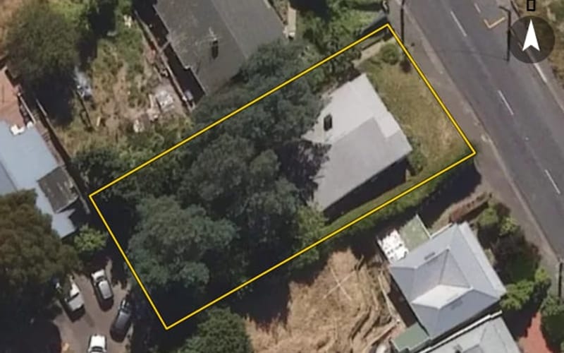 76 Glen Road