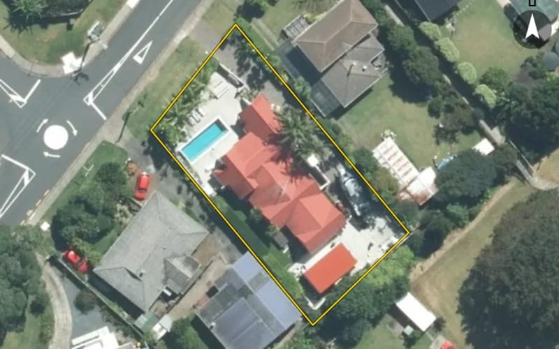 62 McKenzie Avenue