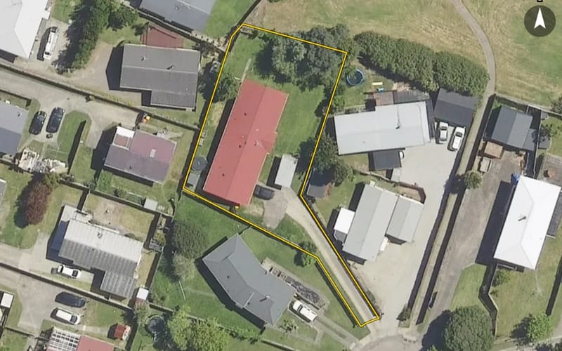 12 Bayly Place