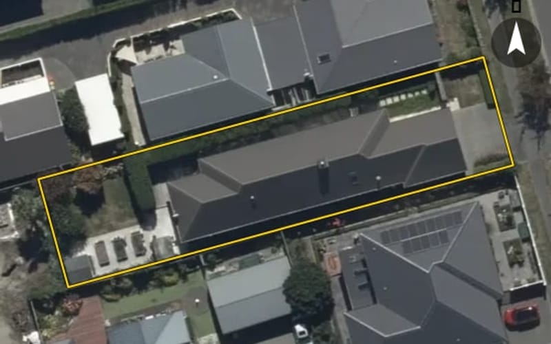 11 Garreg Road