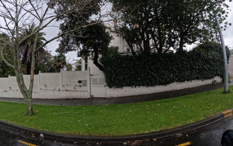 1 West End Road