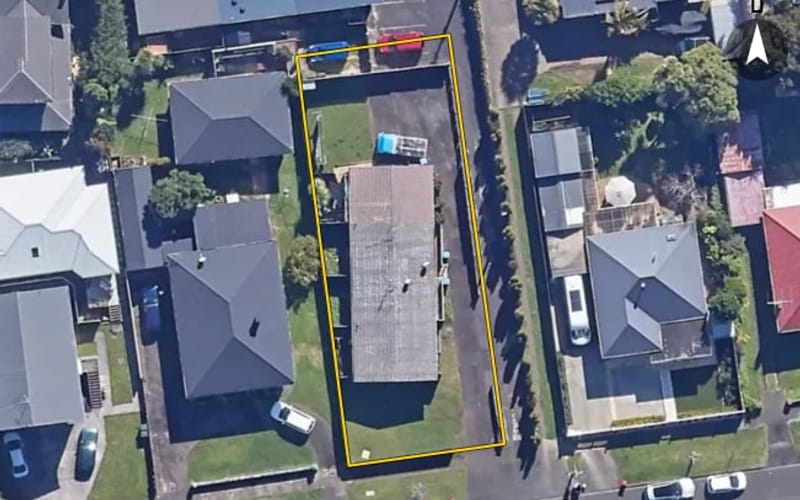 8 Heretaunga Avenue
