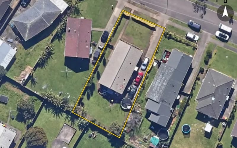 16 Chadwick Crescent
