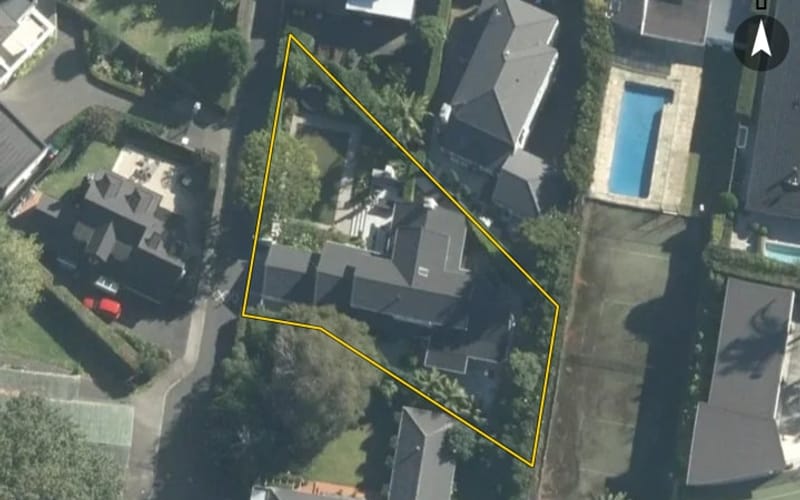 2 Crown Lane