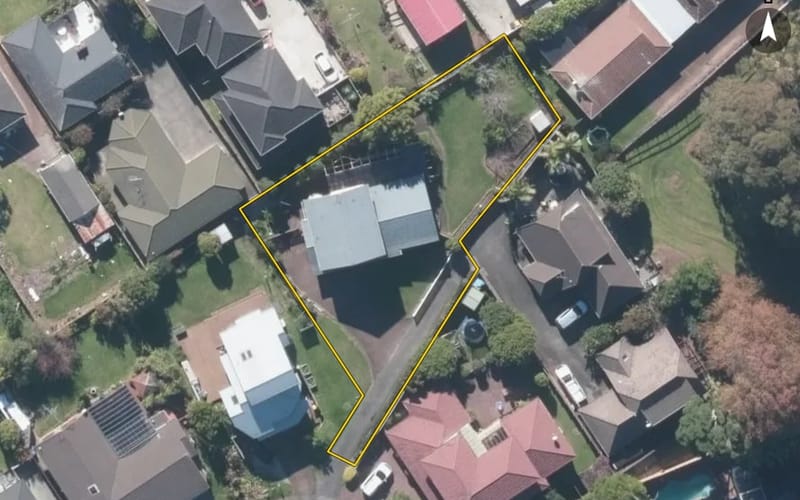 23 St Simon Place