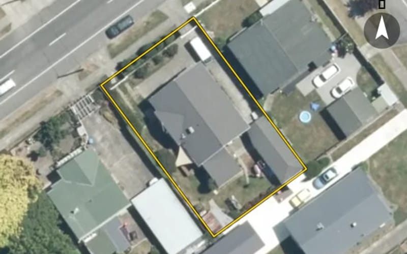 1211 Caroline Road
