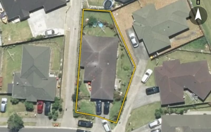 14 Carn Place