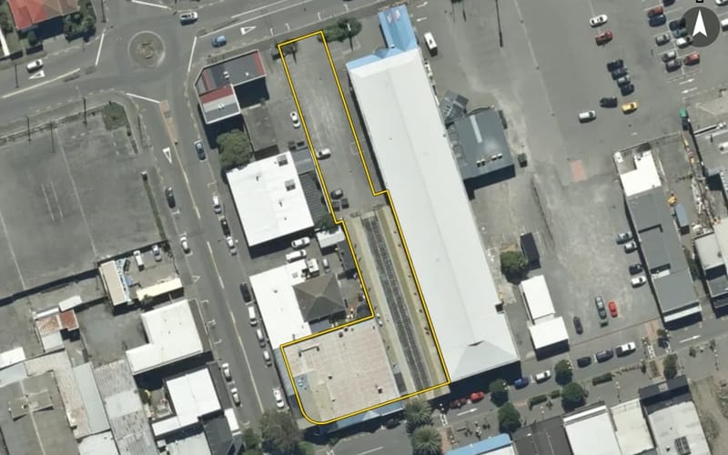 140 Brighton Mall