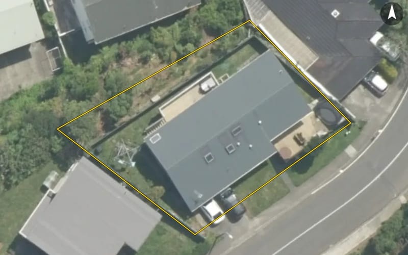 16 Woodhouse Avenue