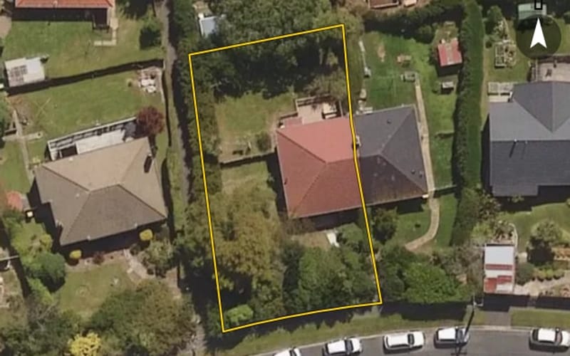 17 Forresbank Avenue