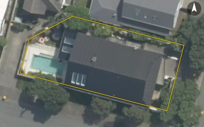 12 Inglis Street