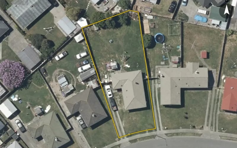 35 Cottrell Crescent