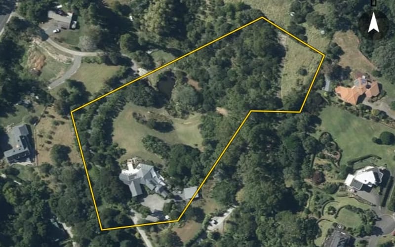 14 Brick Bay Drive