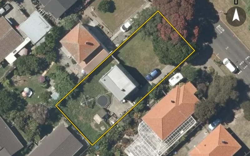63 Douglas McLean Avenue