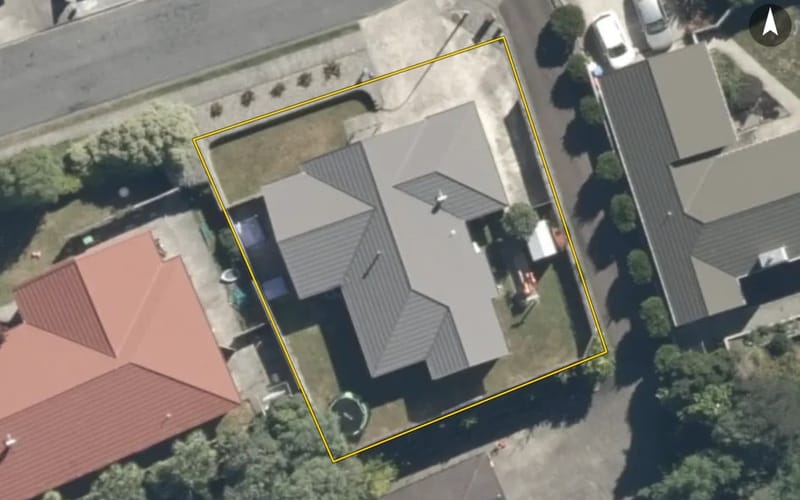 35 McEwen Crescent
