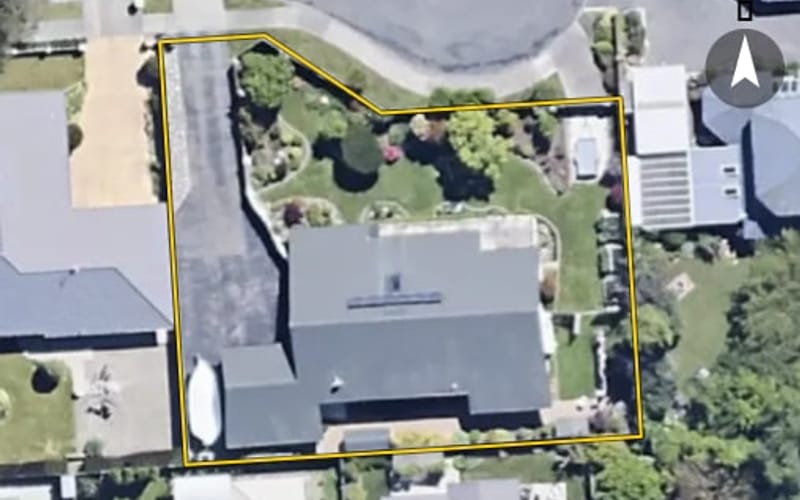 6 Livingstone Place