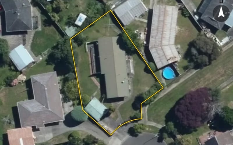 11 Buller Place