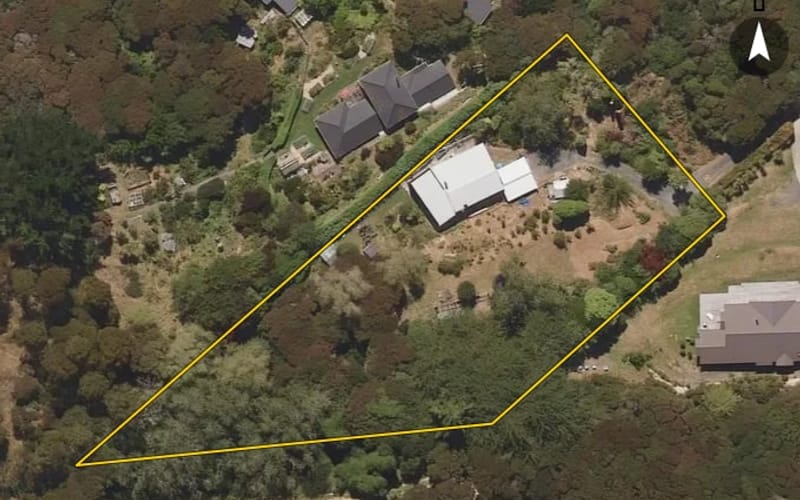 16 Treetop Drive