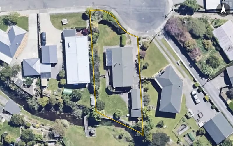 6 Ruthken Crescent